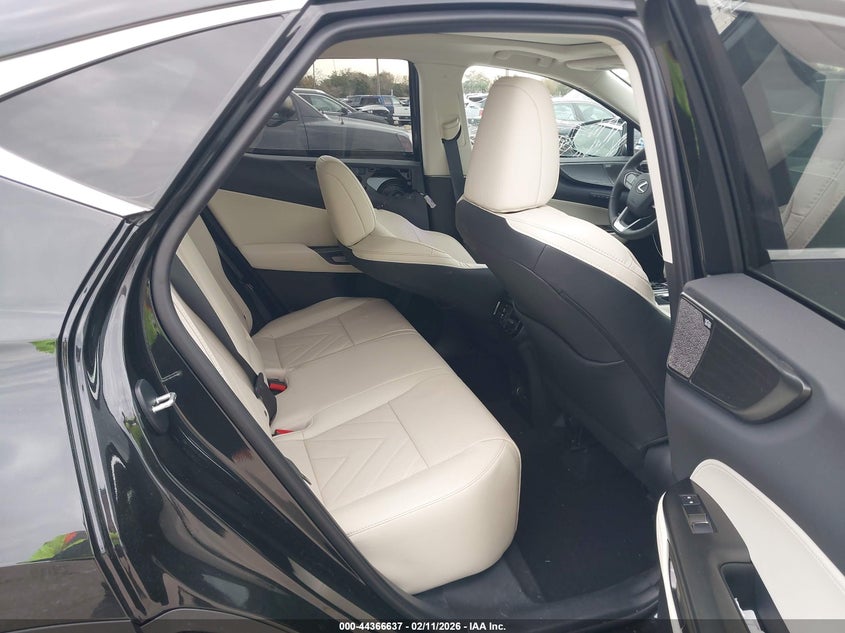 VIN: 2T2HGCEZ3TC105063 2026 LEXUS NX 350 LUXURY