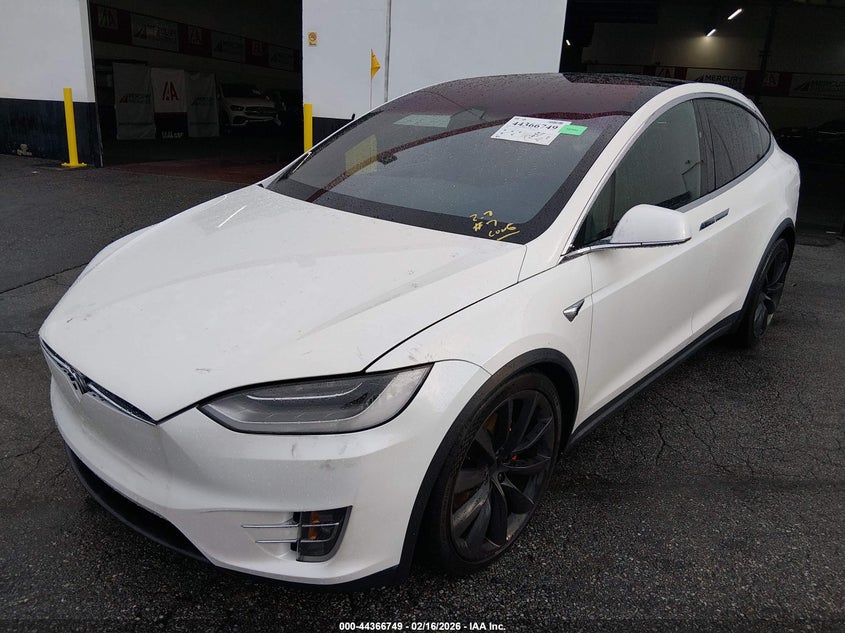 Vin: 5yjxcde4xlf265071, lot: 44863236, tesla model x performance dual motor all-wheel drive 20202
