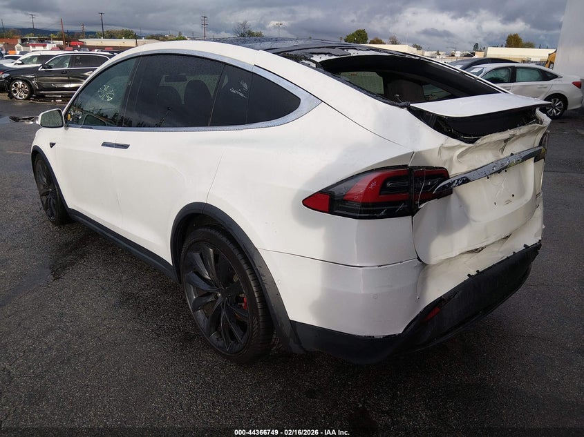 Vin: 5yjxcde4xlf265071, lot: 44863236, tesla model x performance dual motor all-wheel drive 20203