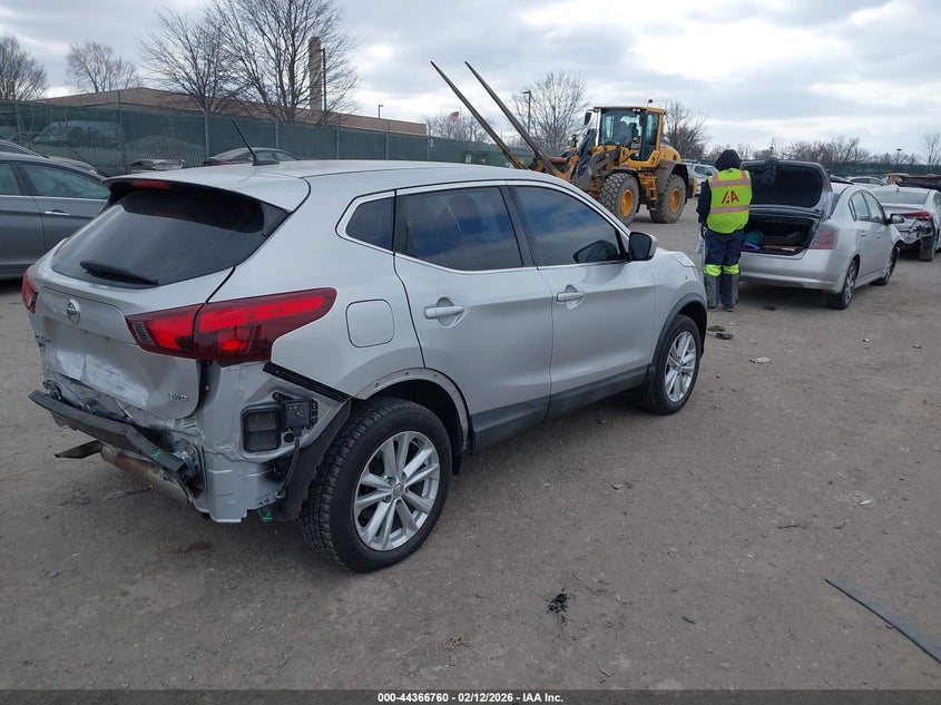 2018 Nissan Rogue Sport S