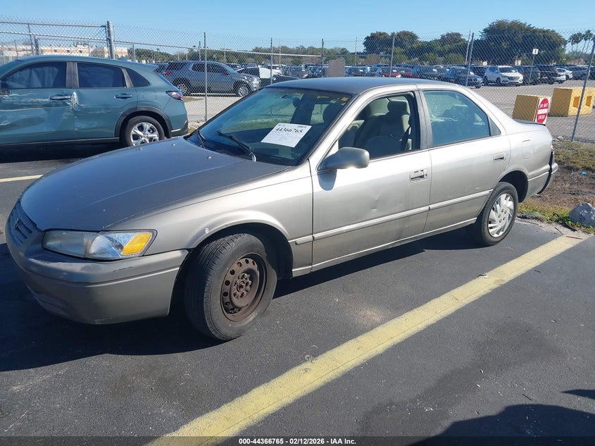 1999 Toyota Camry Ce