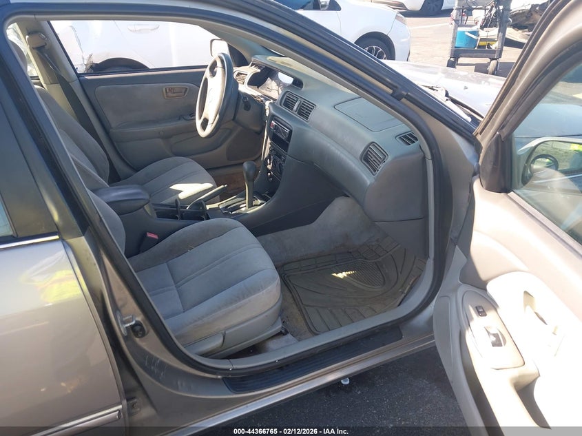 1999 Toyota Camry Ce