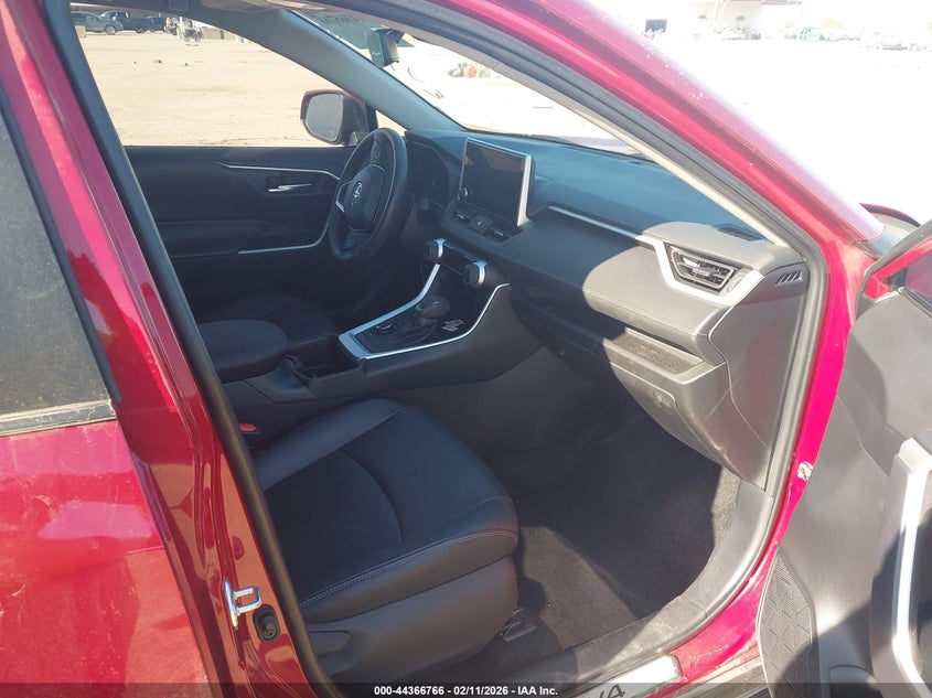 2024 Toyota Rav4 Hybrid Xle Premium