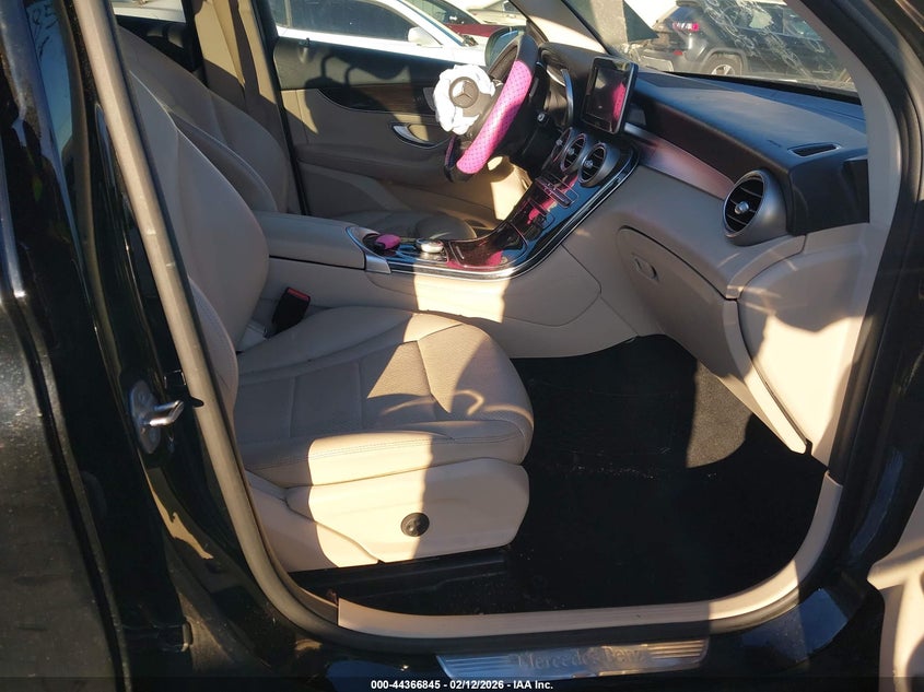 2019 Mercedes-Benz Glc 300