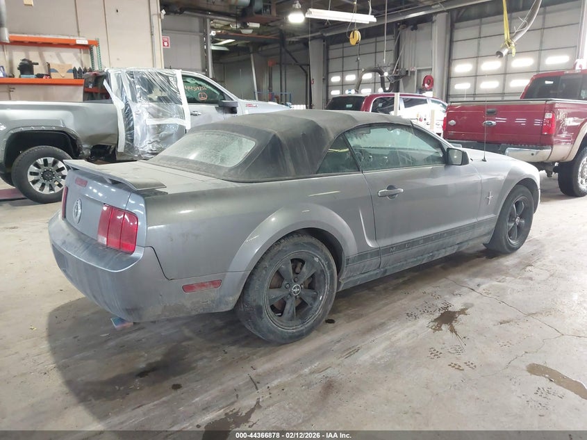 2006 Ford Mustang V6