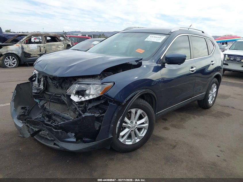 2016 Nissan Rogue Sv