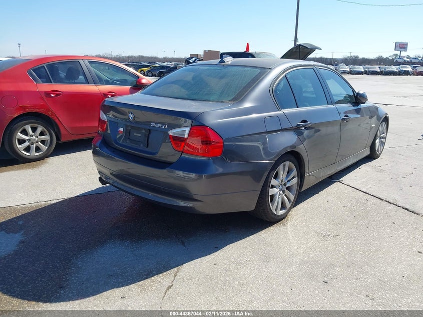 2006 BMW 325I