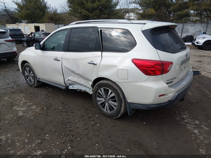 2017 Nissan Pathfinder Sv