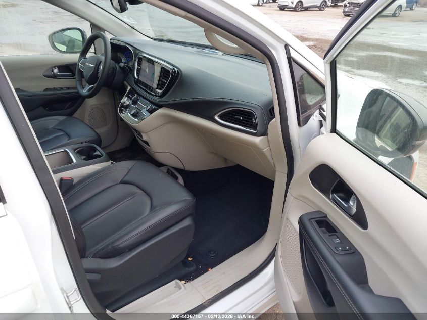 2024 Chrysler Pacifica Hybrid Select