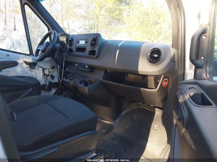 2021 Mercedes-Benz Sprinter 2500 High Roof I4