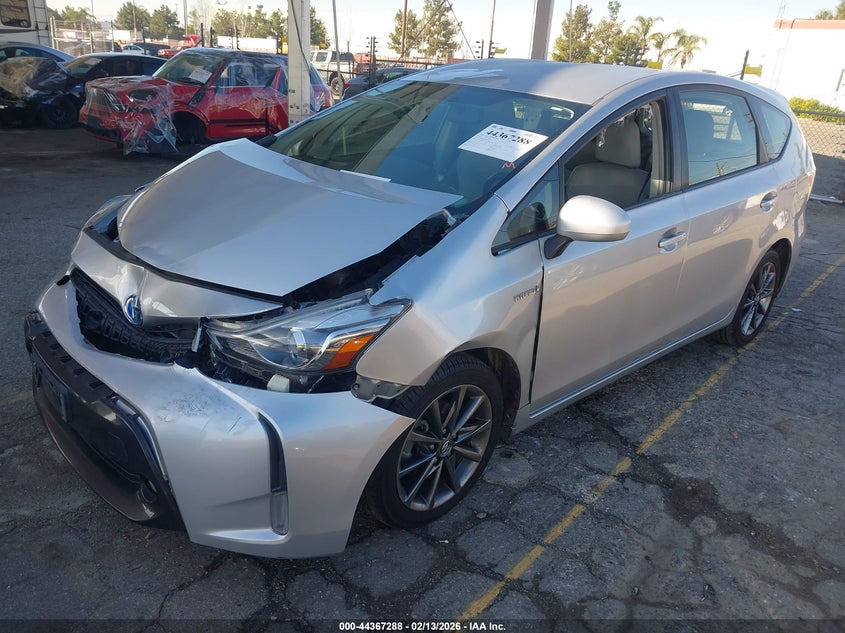 2016 Toyota Prius V Five