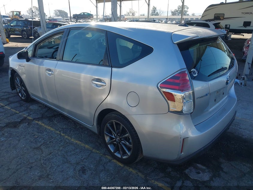 2016 Toyota Prius V Five