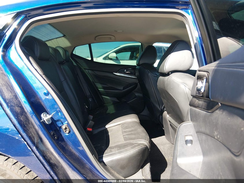 2021 NISSAN MAXIMA SEDAN 3.5L V-6 DI, DOHC, VVT, 300HP