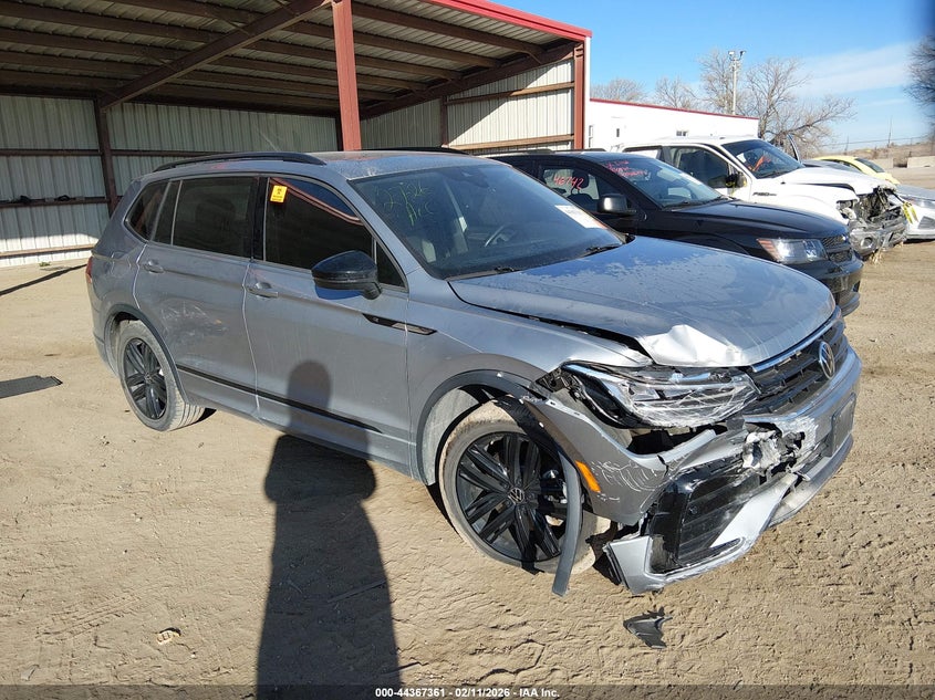 2022 Volkswagen Tiguan 2.0T Se R-Line Black