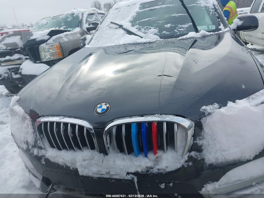 2021 BMW X3 Phev xDrive30E VIN: 5UXTS1C05M9E03807 Lot: 44367431