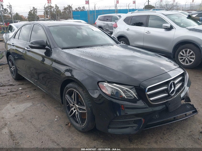 2019 MERCEDES-BENZ E 300
