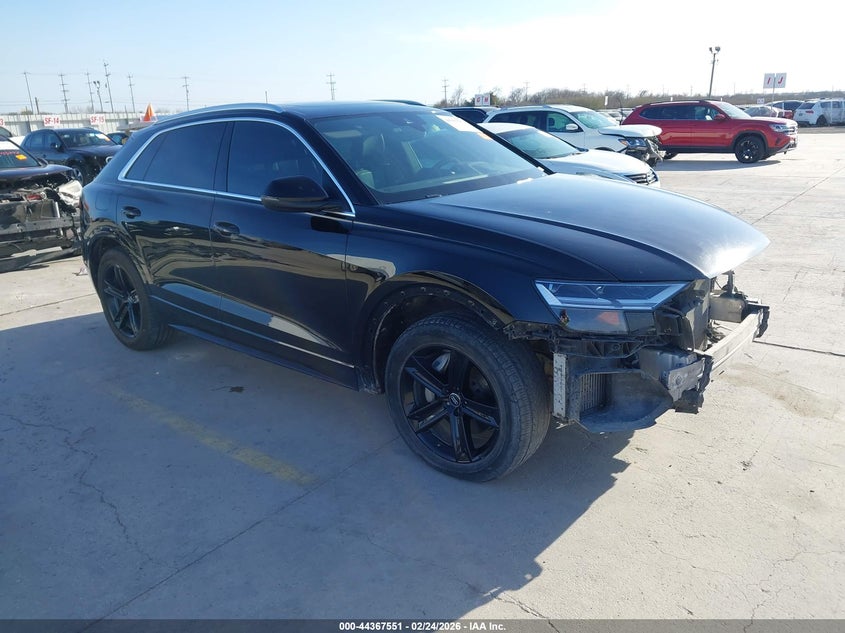 2019 Audi Q8 55 Premium