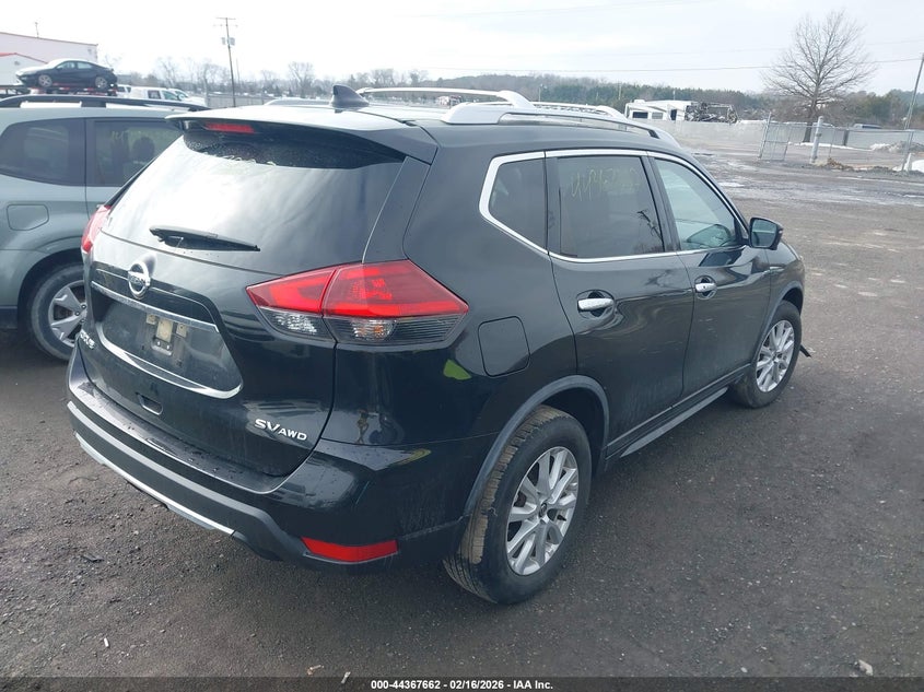 2018 Nissan Rogue Sv