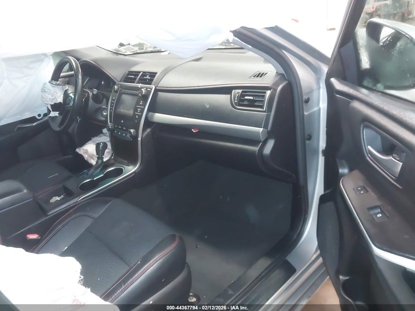 2016 Toyota Camry Se