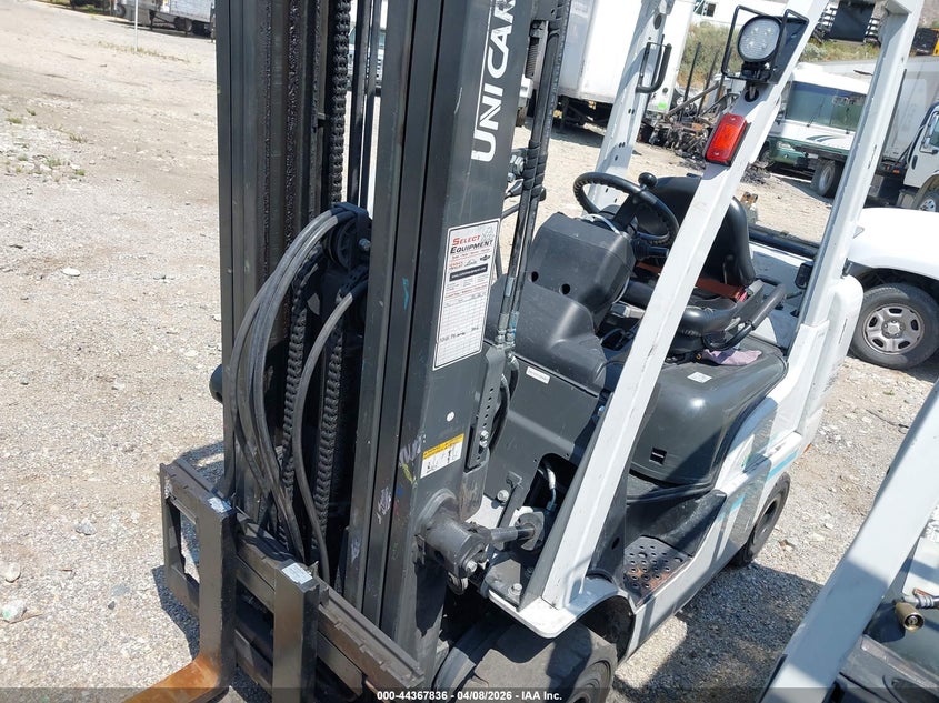2023 UNICARRIERS AF50LP auction photo 2
