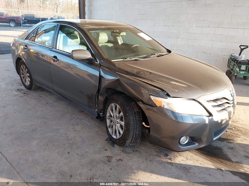 2010 Toyota Camry Xle V6
