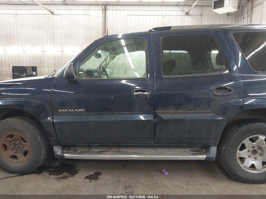 2004 Cadillac Escalade Standard VIN: 1GYEK63N24R121683 Lot: 44367933