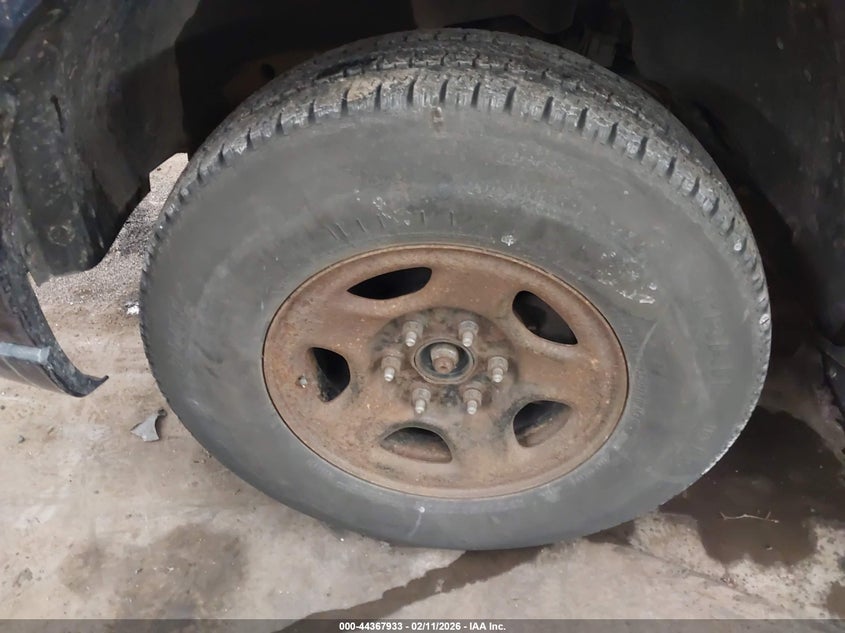 2004 Cadillac Escalade Standard VIN: 1GYEK63N24R121683 Lot: 44367933