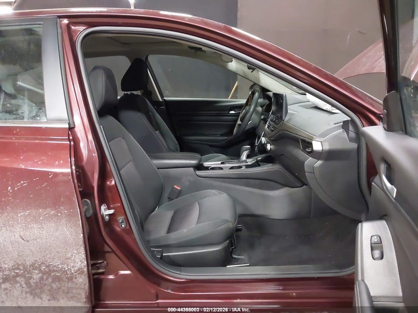 2024 Nissan Altima Sv Fwd