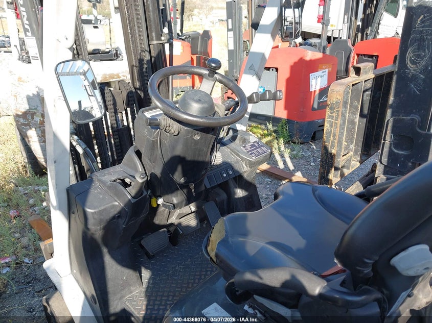 2023 UNICARRIERS AF50LP auction photo 5