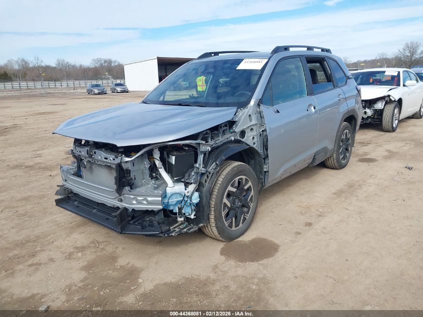2025 Subaru Forester Premium