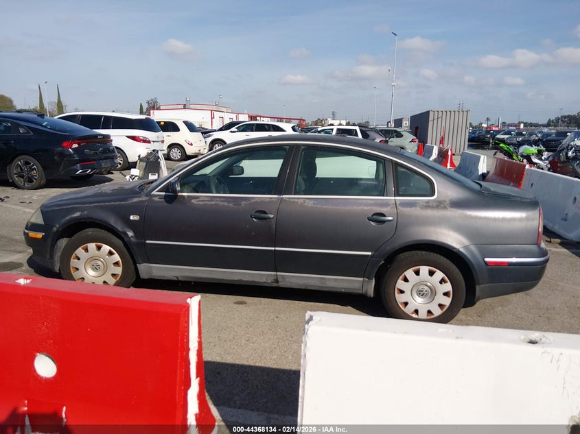 2003 Volkswagen Passat Gl VIN: WVWMD63B13P276088 Lot: 44368134