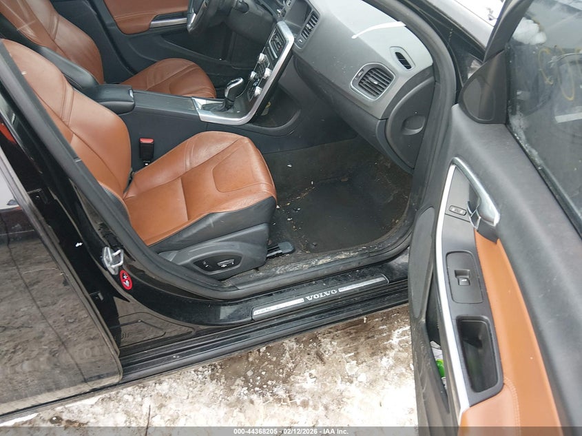 2016 Volvo S60 T5 Drive-E Premier