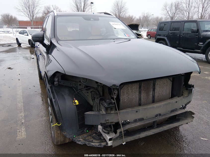 2017 Volvo Xc90 T6 Momentum