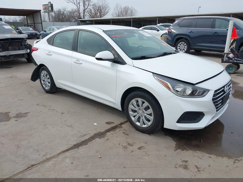 2022 Hyundai Accent Se