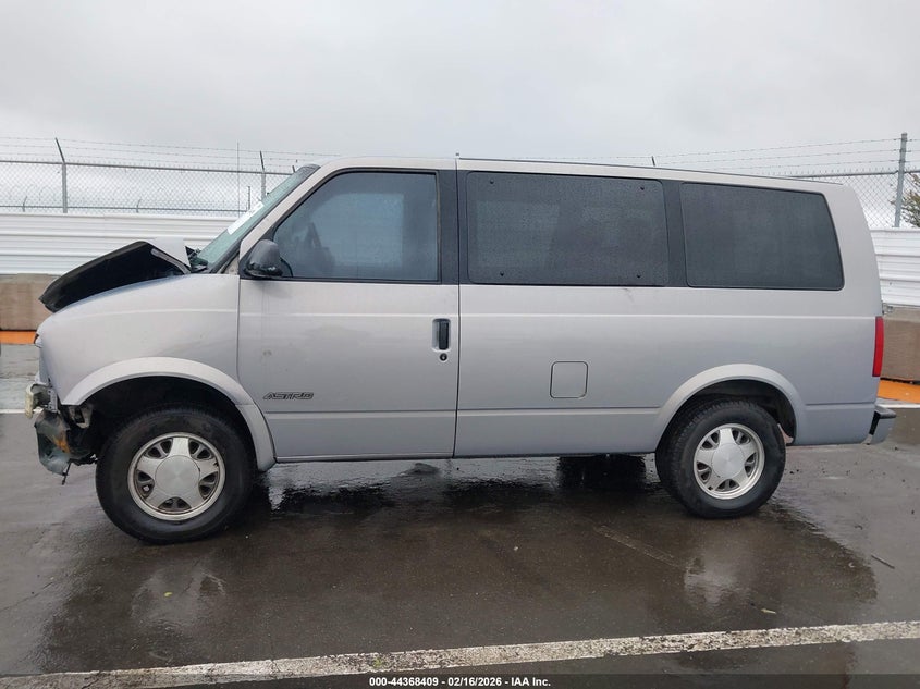 2000 Chevrolet Astro VIN: 1GNDM19W0YB122674 Lot: 44368409