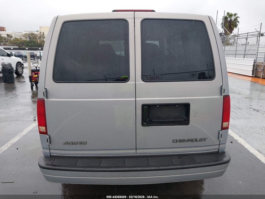 2000 Chevrolet Astro VIN: 1GNDM19W0YB122674 Lot: 44368409