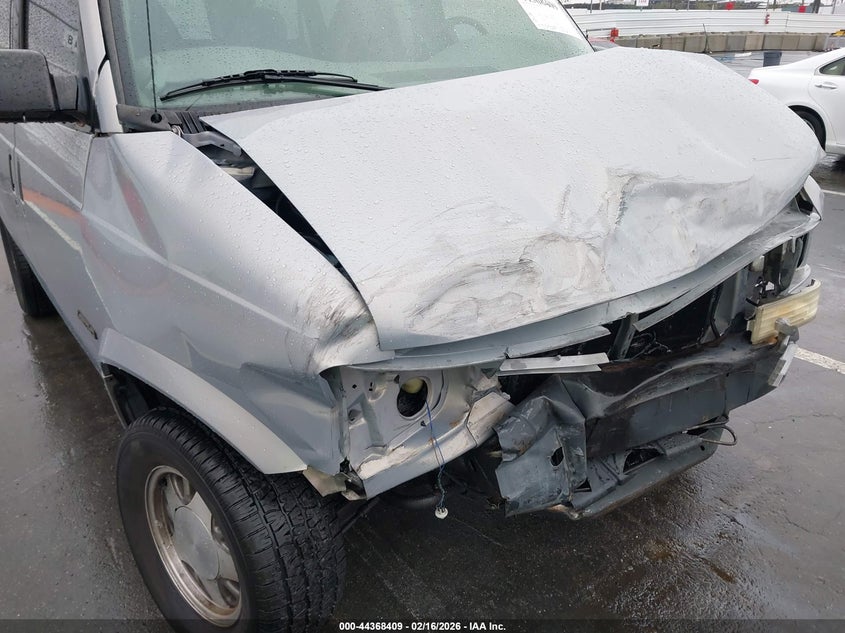 2000 Chevrolet Astro VIN: 1GNDM19W0YB122674 Lot: 44368409