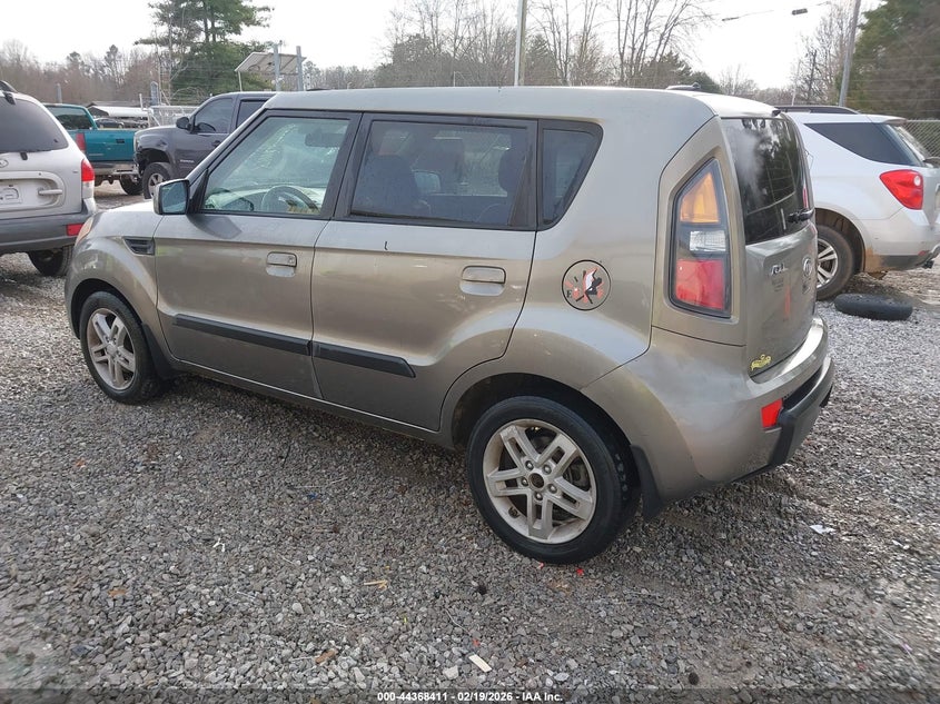 2010 Kia Soul +