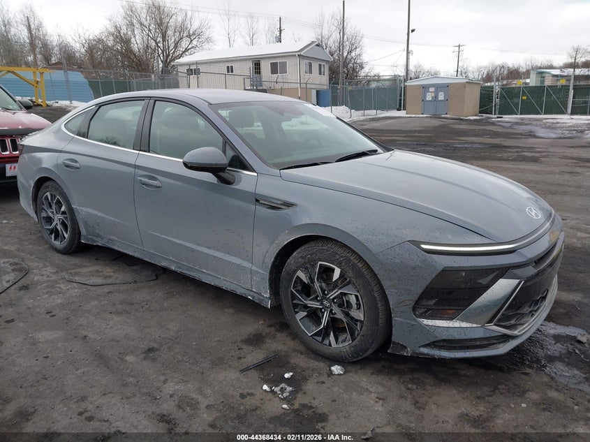 2025 Hyundai Sonata Sel