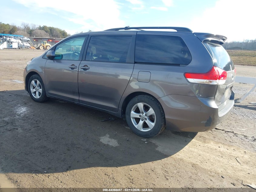2011 Toyota Sienna Le V6