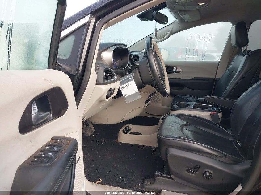 2018 Chrysler Pacifica Hybrid Limited