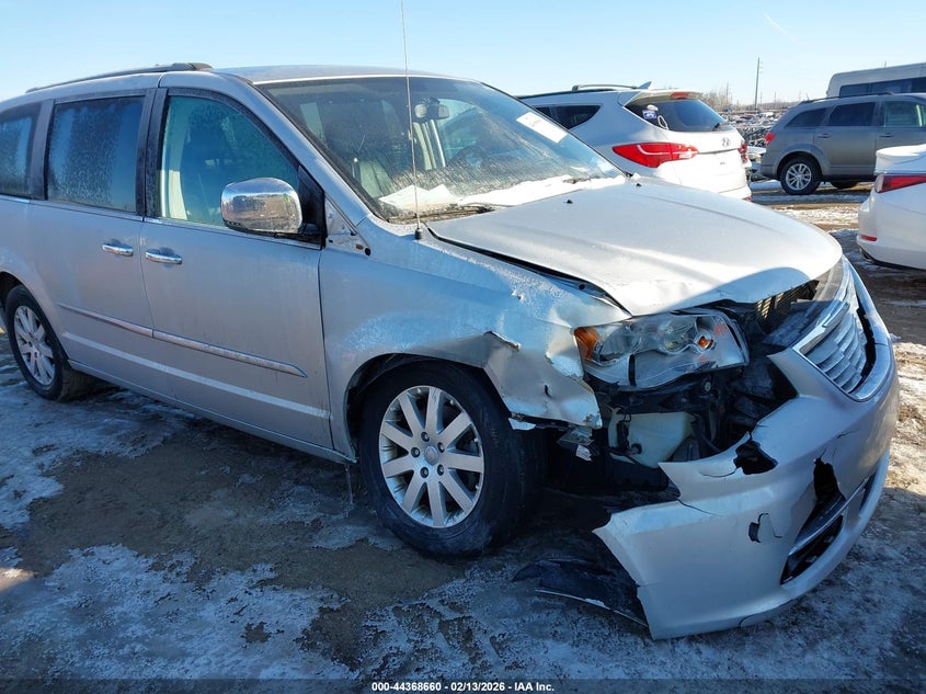 2012 Chrysler Town & Country Touring-L