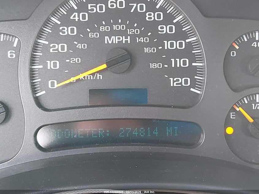 2004 Chevrolet Tahoe Ls VIN: 1GNEC13V24R182254 Lot: 44368909