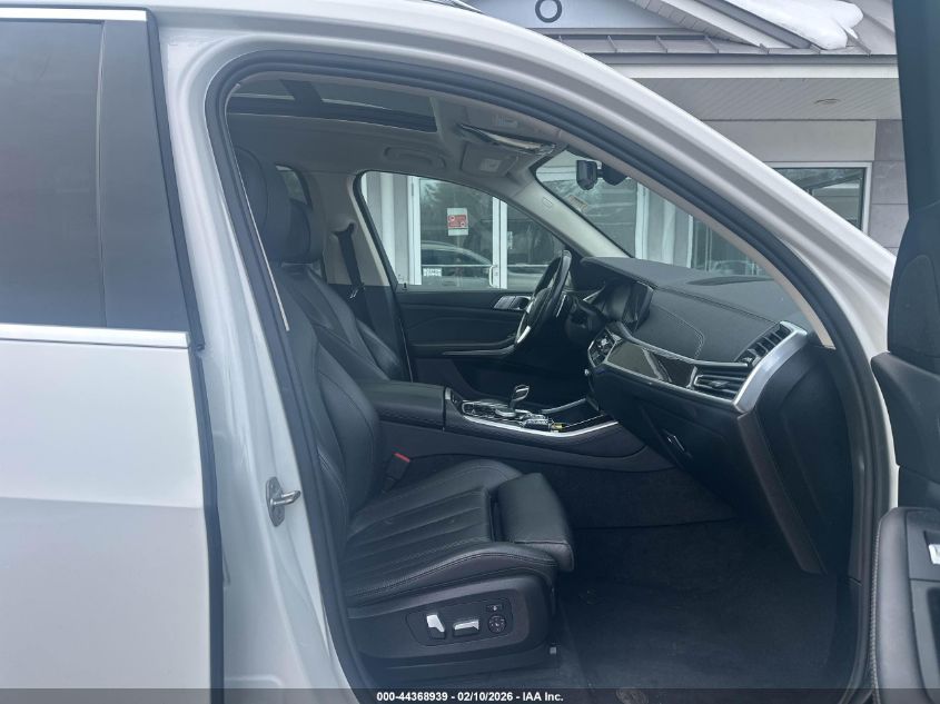 2020 BMW X7 xDrive40I