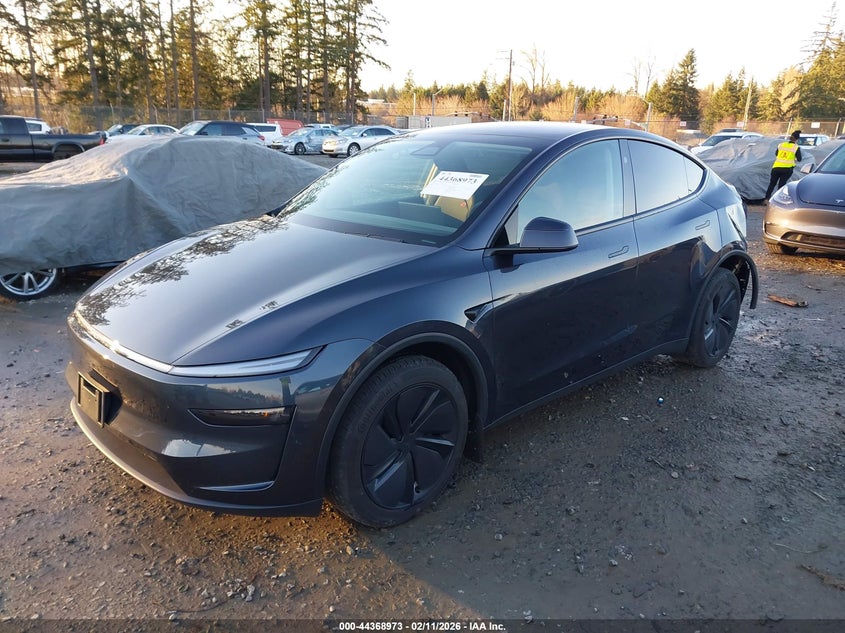 2026 Tesla Model Y Long Range Launch Series/Premium All-Wheel Drive