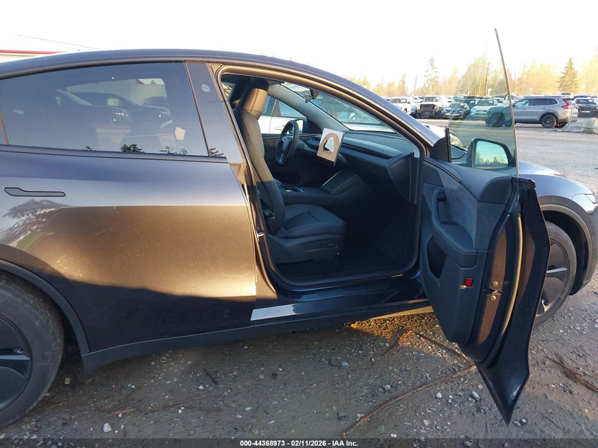 2026 Tesla Model Y Long Range Launch Series/Premium All-Wheel Drive