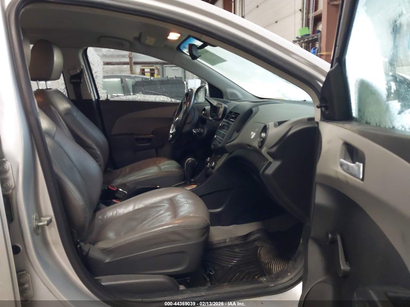 2013 Chevrolet Sonic Ls Auto