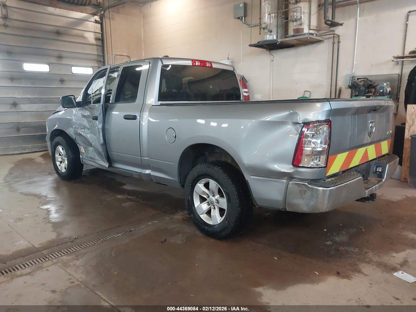 2022 Ram 1500 Classic Tradesman 4X4 6'4 Box