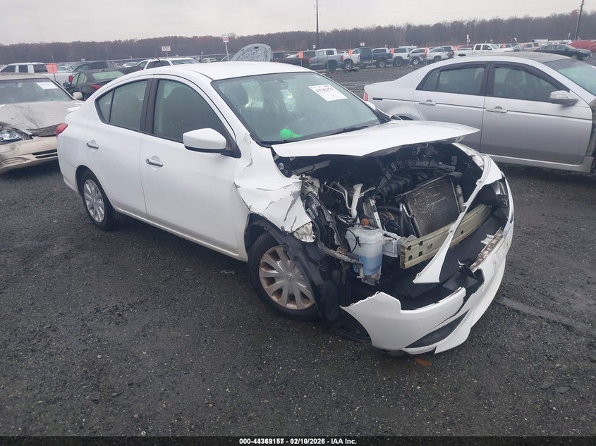 2019 NISSAN VERSA 1.6 SV