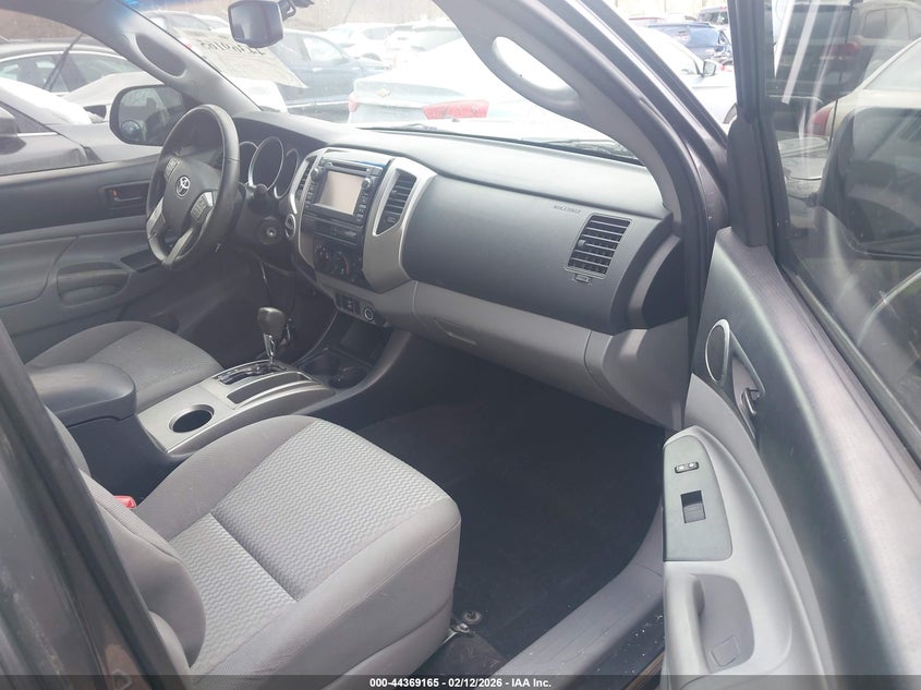 2013 Toyota Tacoma Base V6